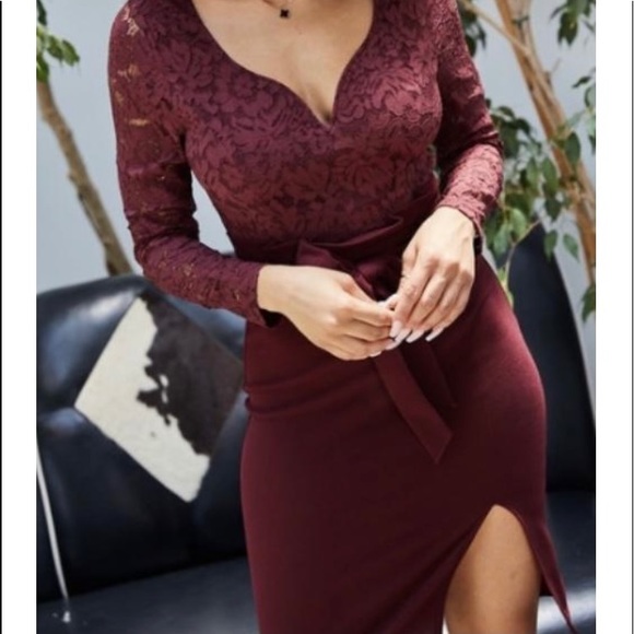 Lace Dress - Picture 2 of 3